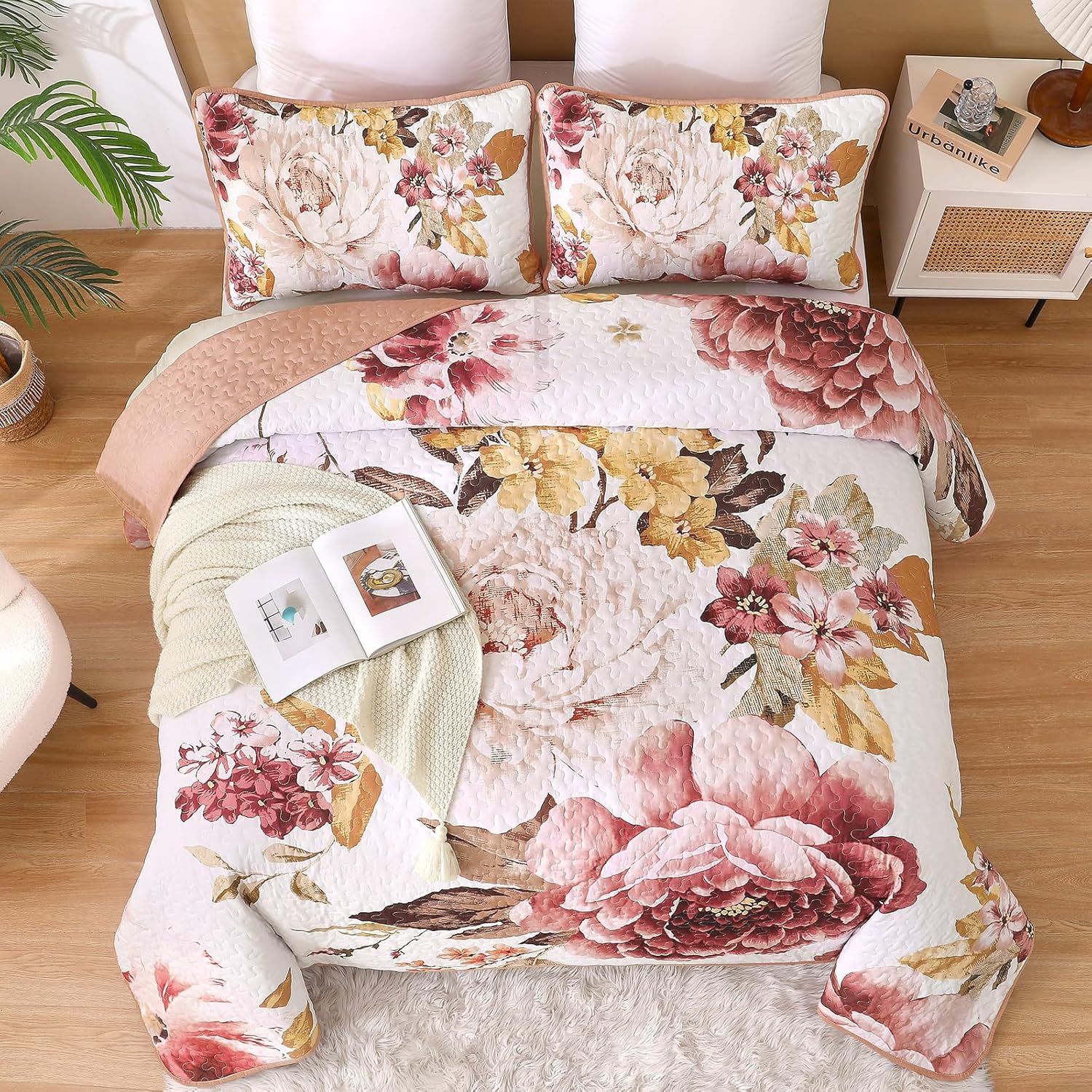 WONGS BEDDING Blush Floral Queen Quilt Set