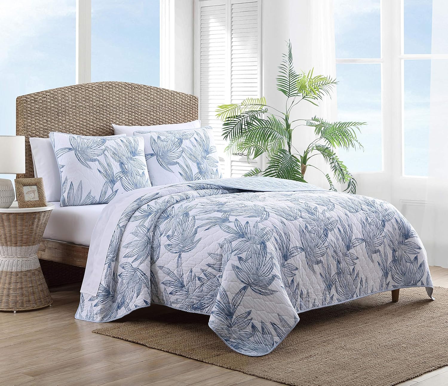 Tommy Bahama Twin Quilt Set - Kayo Blue