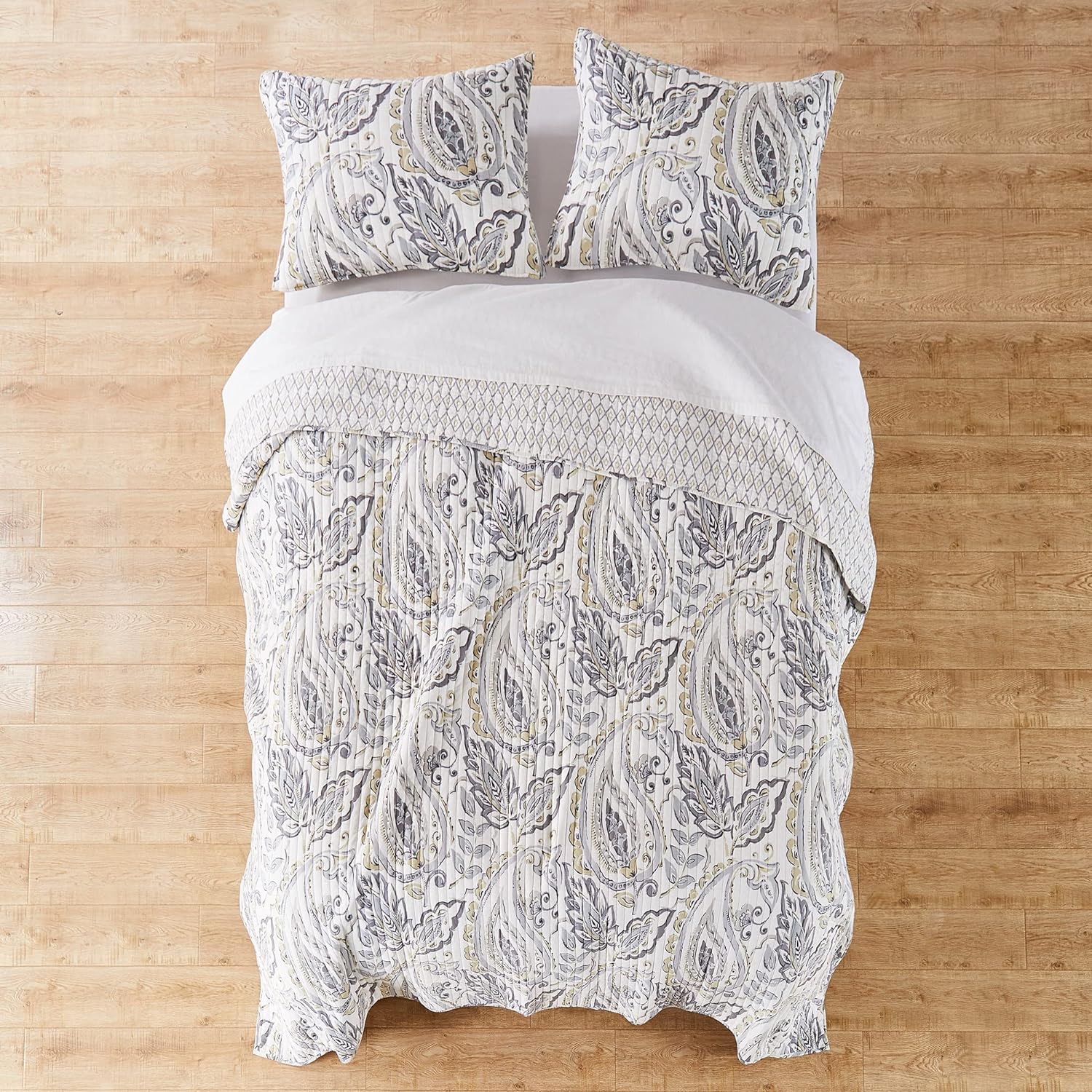 Levtex Home Tamsin Grey Quilt Set - King Size 1