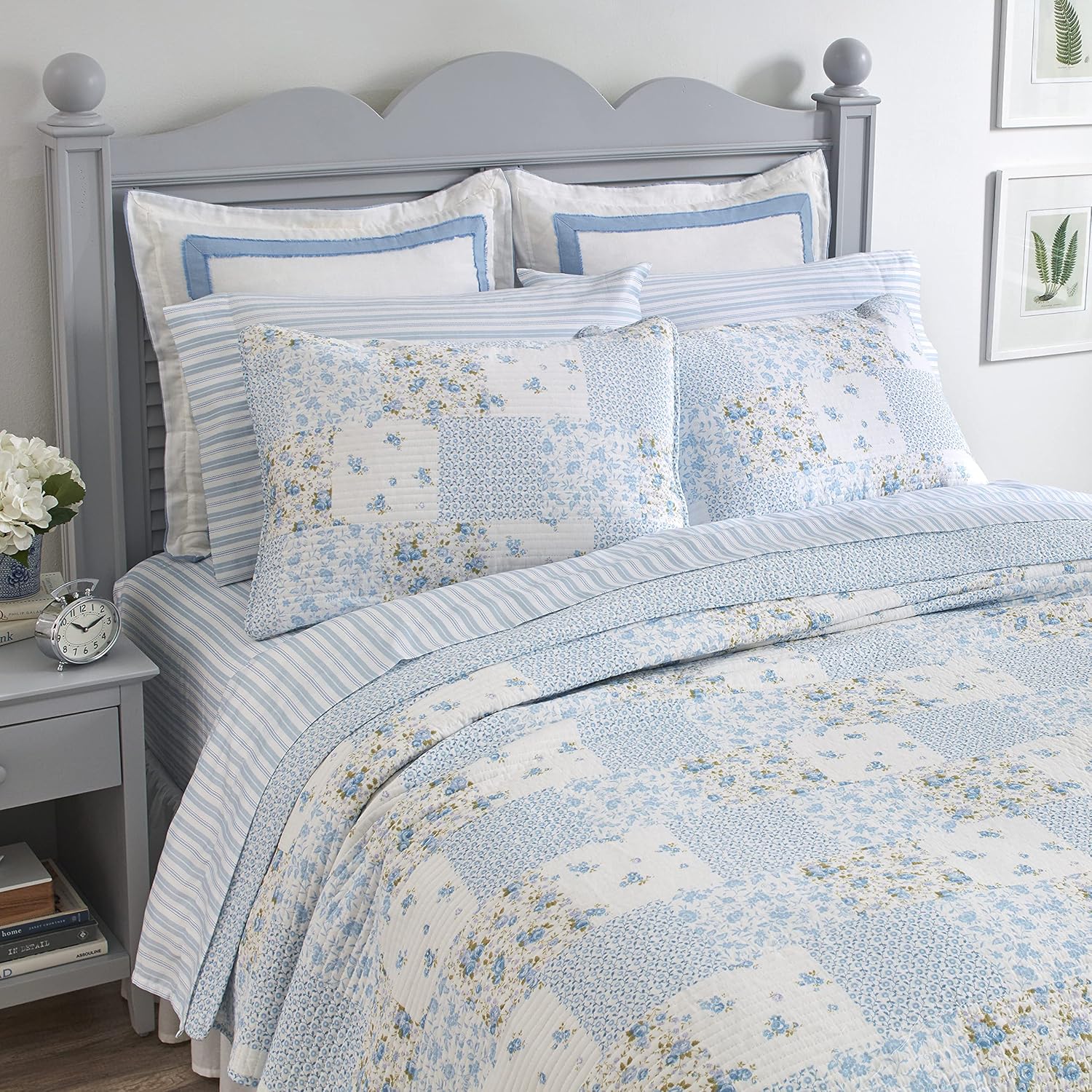 Laura Ashley Twin Quilt Set Cotton Reversible with Matching Sham