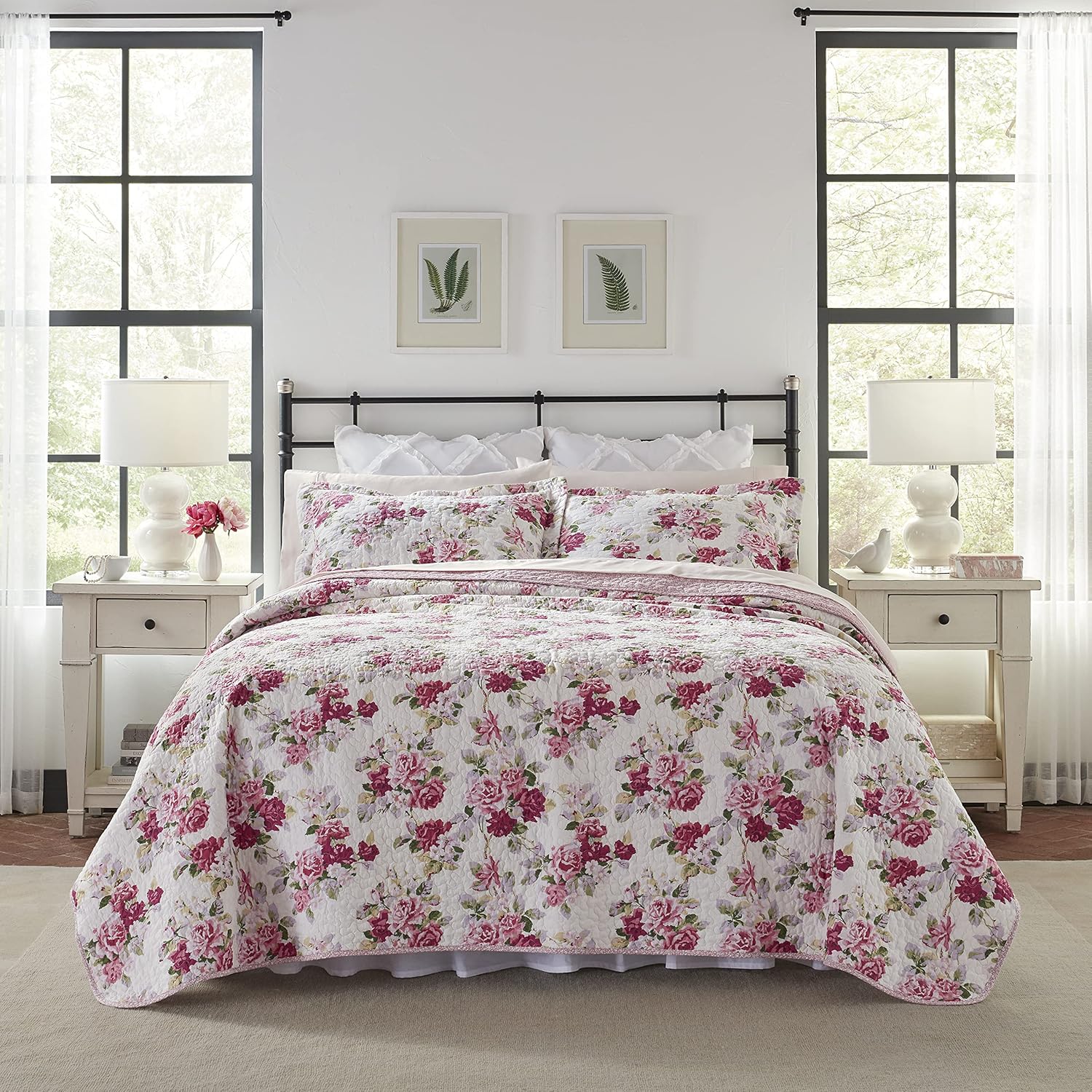 Laura Ashley King Quilt Set with Reversible Design