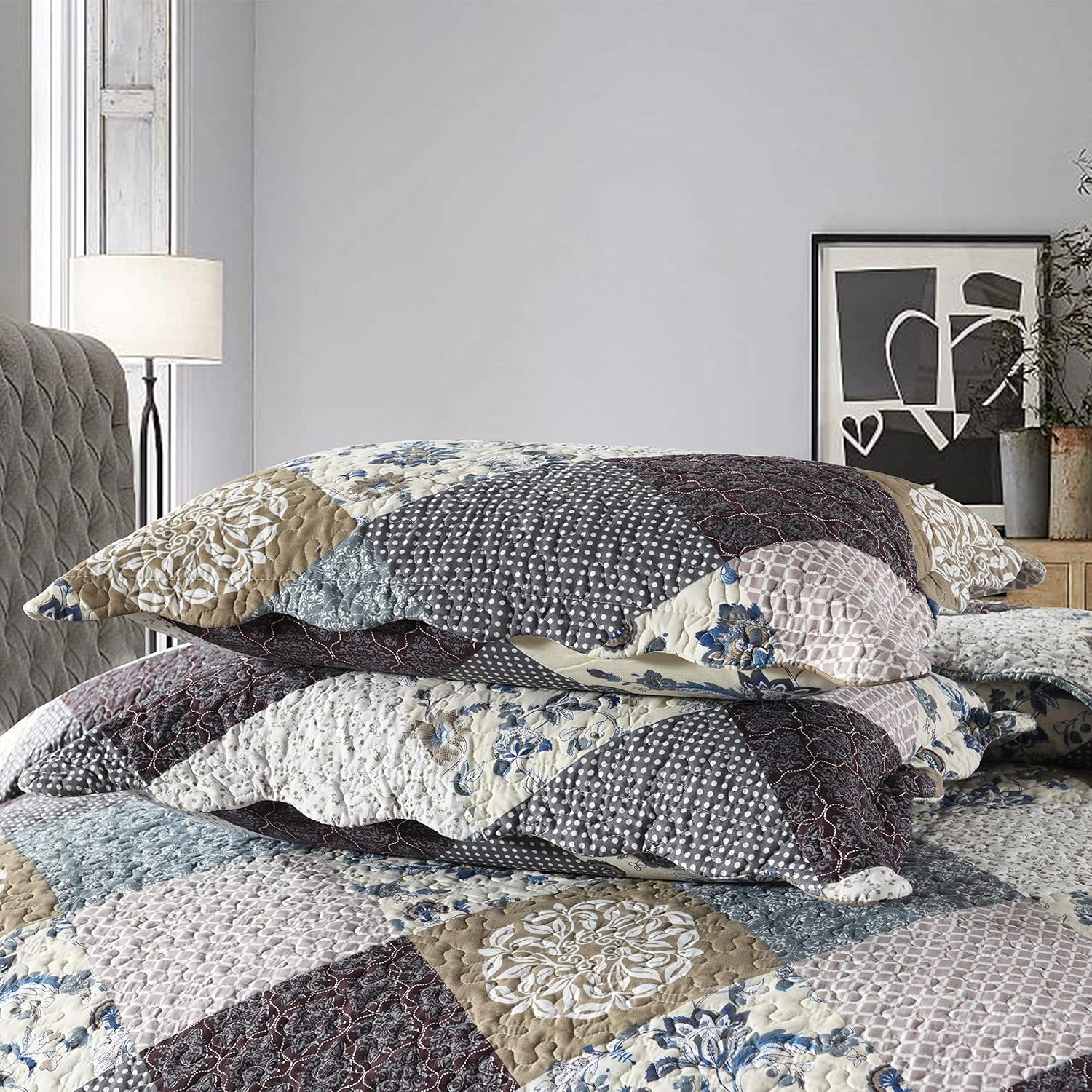 Travan 3-Piece Queen Quilt Set with Shams