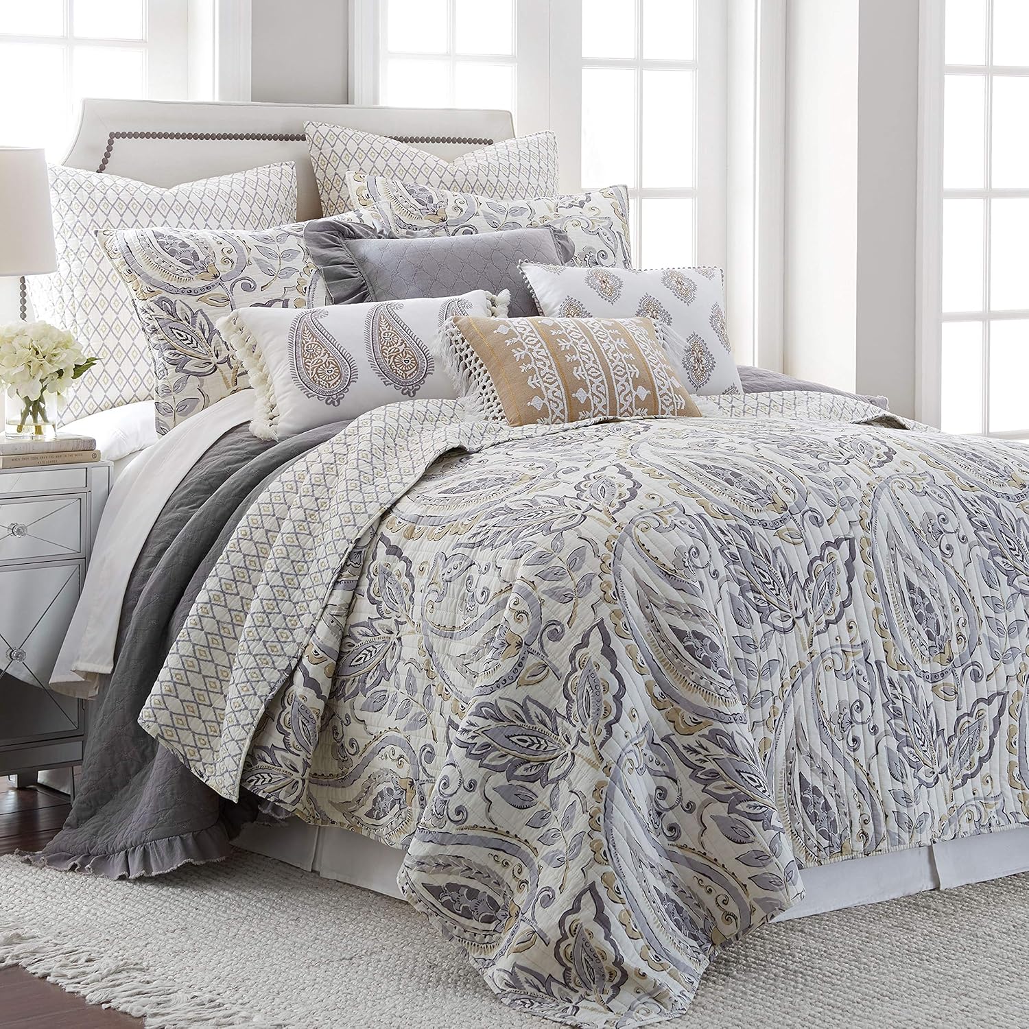 Levtex Home Tamsin Grey Quilt Set - King Size 1