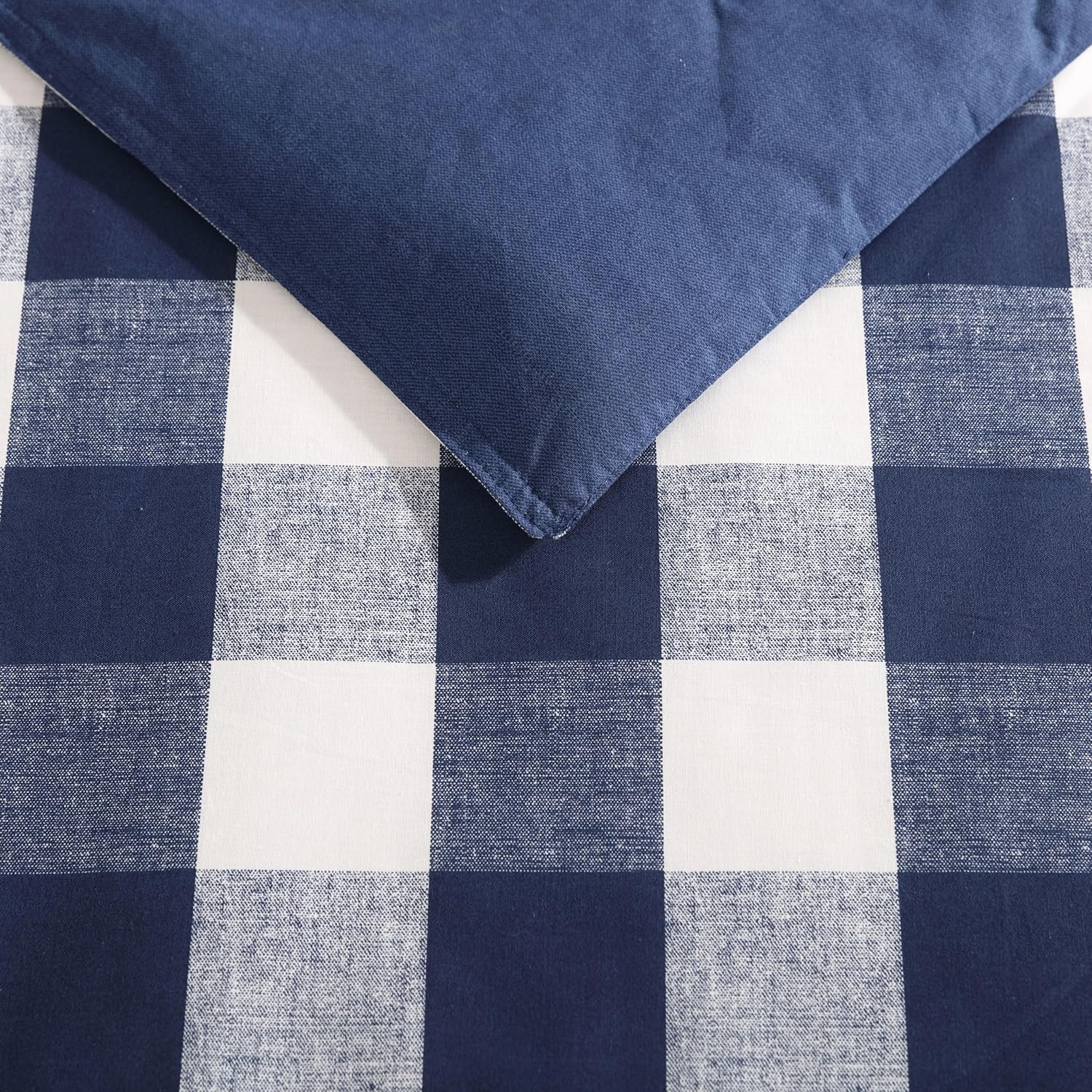 Eddie Bauer Queen Comforter Set with Reversible Plaid Design