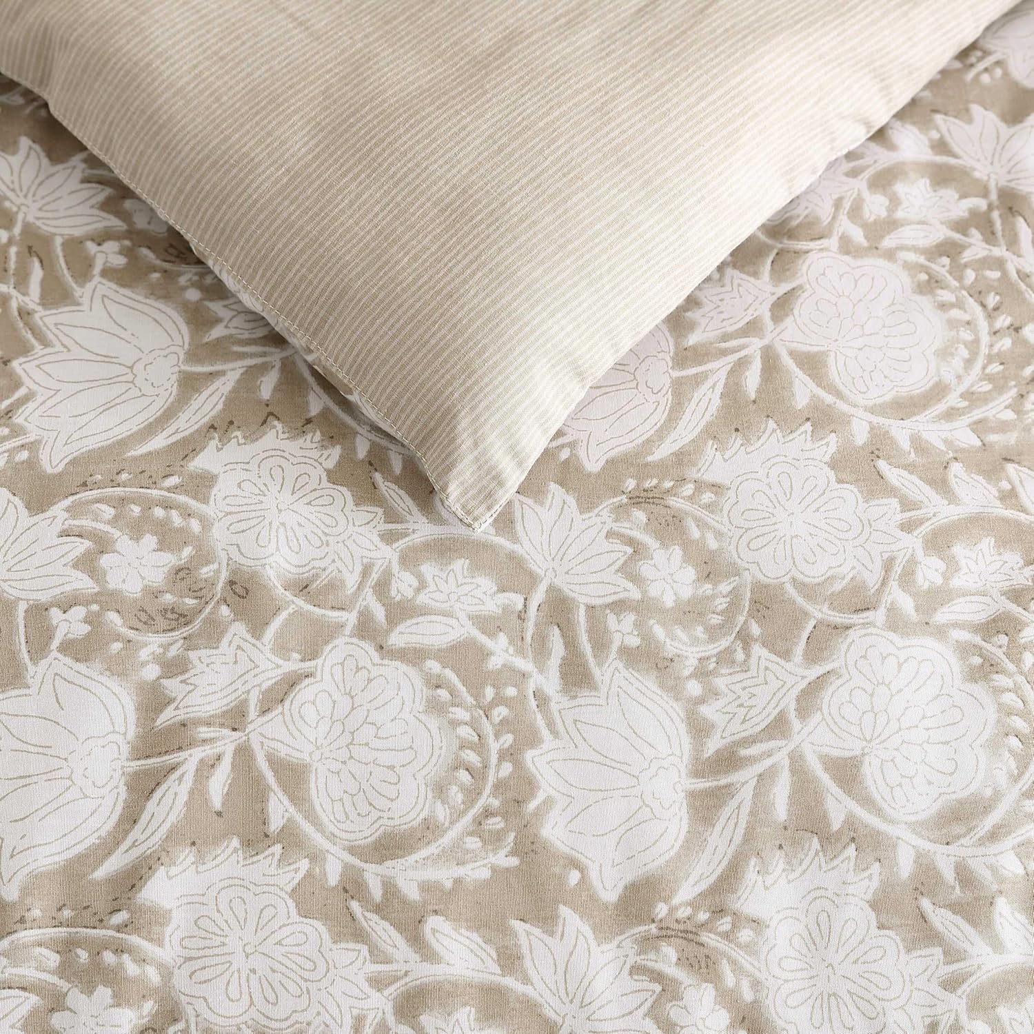Nautica TwinTwin XL Comforter Set Bayport Floral Beige