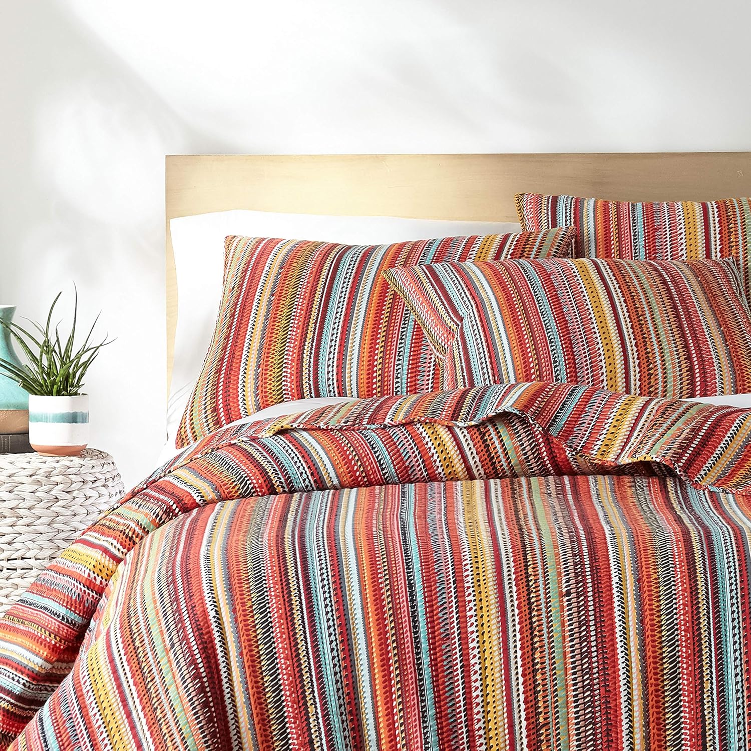 Levtex Home Uluru Quilt Set - Cotton Boho Stripe