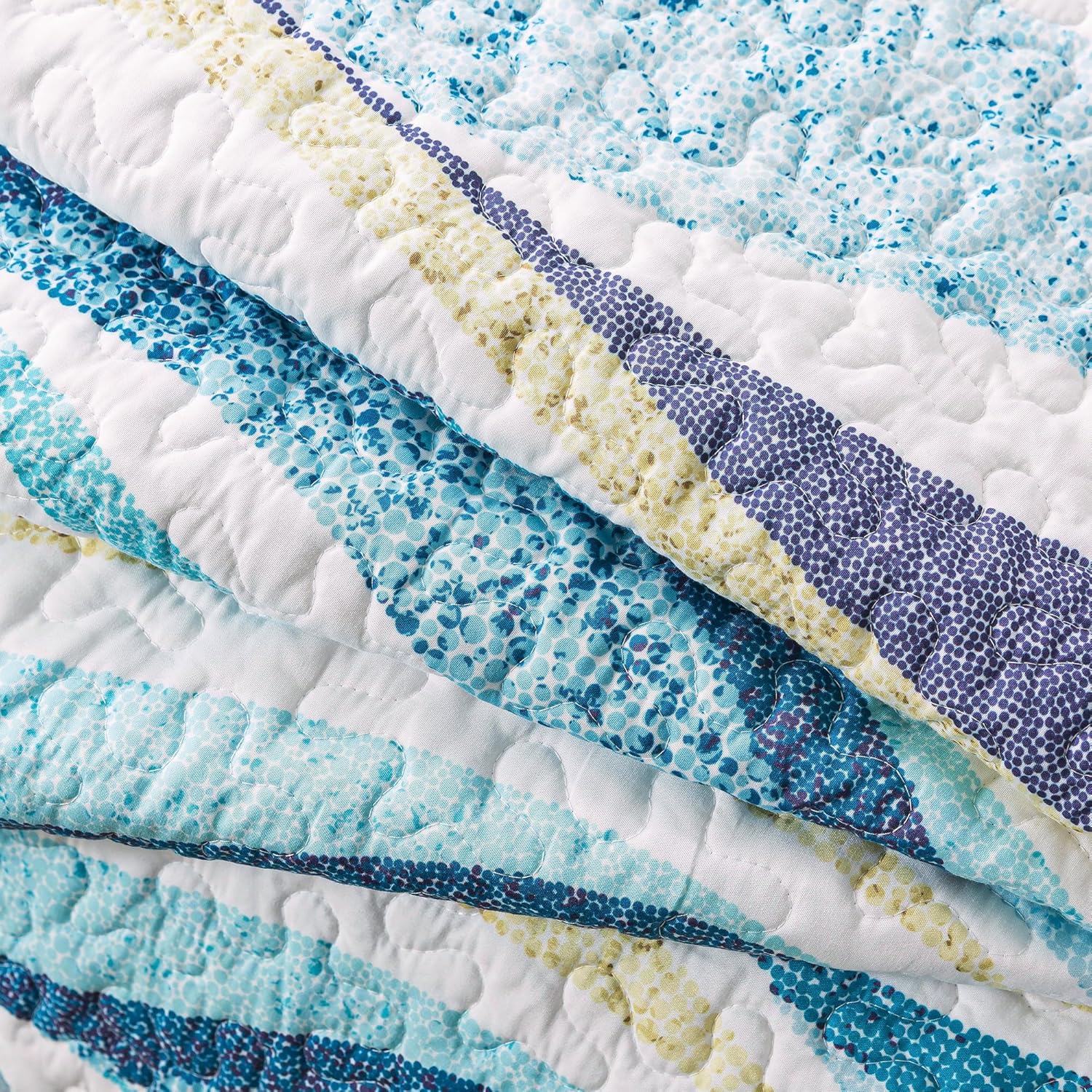 HoneiLife Ocean Quilt Queen Set 3 Piece 1